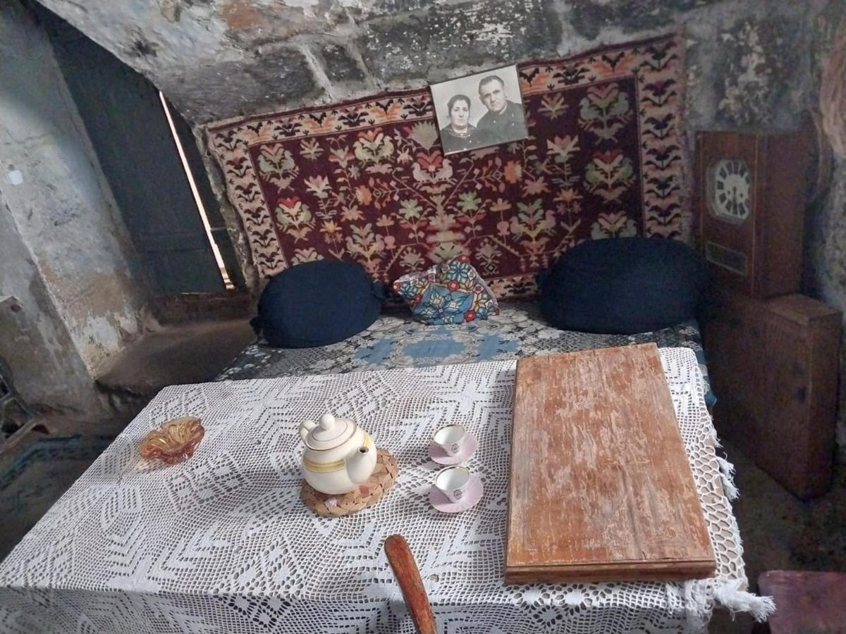Old Arch Hotel Gyumri Exterior foto